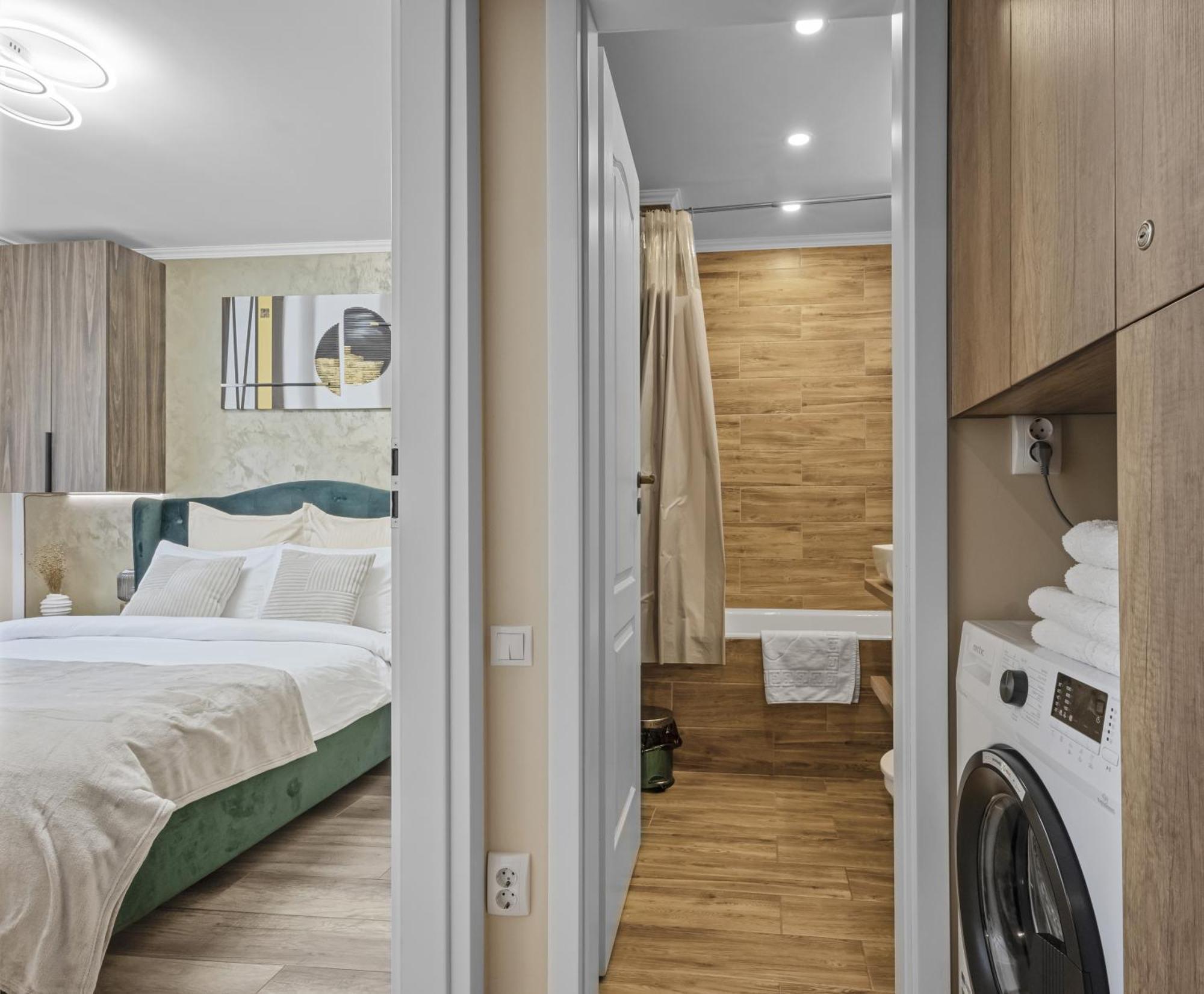 Awesome Apartment Бухарест Экстерьер фото